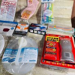 災害用具 セット 携帯ライト 食事用具 衛生道具 自作の画像