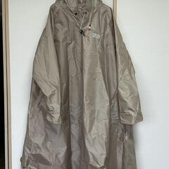 新品　ポンチョレインコート