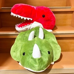 ぬいぐるみ　ぼうし　帽子　恐竜　きょうりゅう　なりきり帽子　ティラノサウルス　トリケラトプスの画像