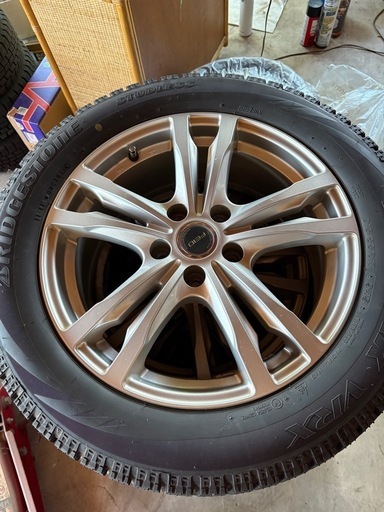 スタッドレスホイール付215/55R17