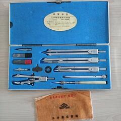 製図用機器の画像