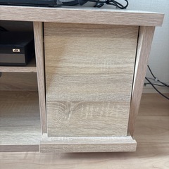 テレビボードの画像