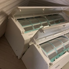 ①東芝エアコン２台　標準取付け工事込み！