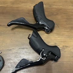 Shimano R7000 105 sti レバー　新品未使用の画像