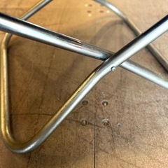 【武蔵小山店】 ニーチェア NychairX ニーチェアエックス オットマン スツール フットスツール 折りたたみ 椅子 足置き 日本製 デザイナーズ家具 シンプル 北欧風 ネイビー モダン ミニマル 名作椅子 中古家具の画像