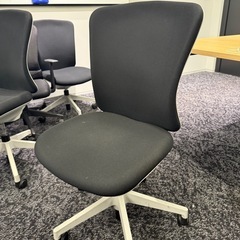 オフィスチェア七脚セットの画像