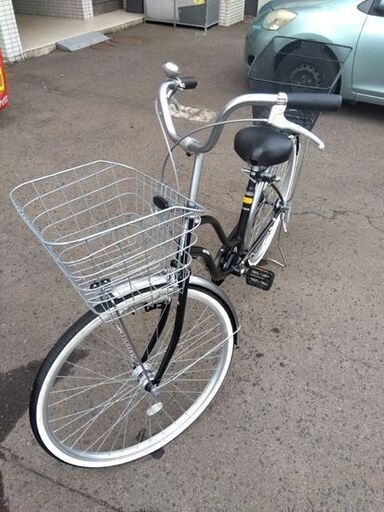 26インチ 自転車 変速無し ママチャリ ブラック/シルバー 荷台・カゴ