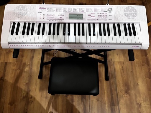 CASIO キーボード　スタンド　イス付き　LK-115