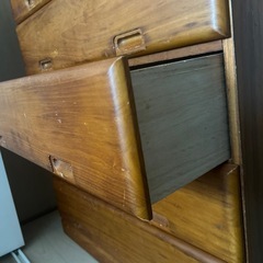 木製チェストの画像