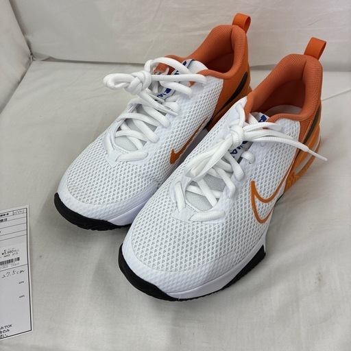 【ジャングルジャングル守口店】スニーカー NIKE　27.5cm  FQ1833-101 オレンジ　ジムシューズ