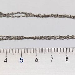 ☆アクセサリー　ネックレス　ヘッド：金属製、玉　中古品　の画像