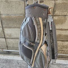 ゴルフクラブ　入れ物のみ
