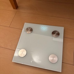 【購入者決定】体重計【他にもお買い得な商品あるのでプロフィールご覧ください】の画像