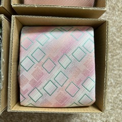 新品✨未使用品 高級シルク100%ネクタイの画像