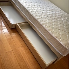 シングルベッドの画像