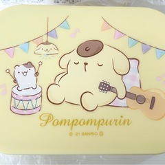 新品未使用♡ミラー付き小物入れポムポム❣️❣️の画像