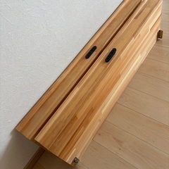 木製ベッドの廃材
