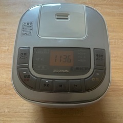 アイリスオーヤマ　炊飯器