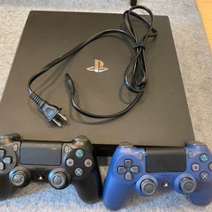 PS4 Pro 1TB 本体 コントローラー2個付きの画像