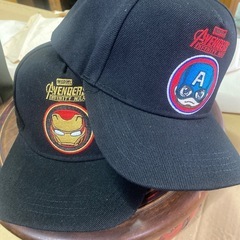 2つ MARVEL IRON MAN キャップ