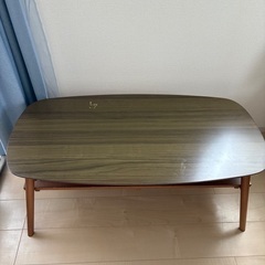 折れ脚センターテーブルの画像