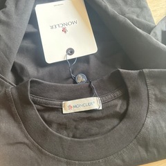 モンクレールTシャツ　　新品未使用の画像