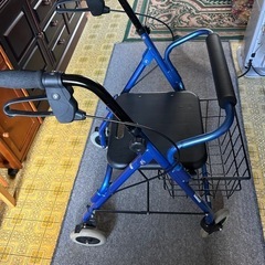 歩行車、歩行機