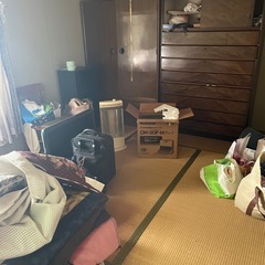 家の中の物一軒丸ごと の画像