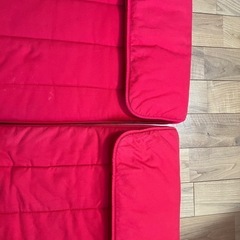 POÄNG/ポエング　クッションシートのみ　
2枚の画像