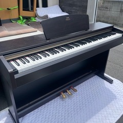 中古美品YAMAHA 2012年製 電子ピアノヤマハARIUS アリウス YDP-161Rの画像