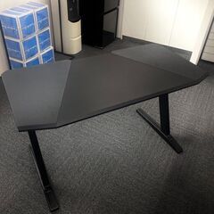 【美品】ゲーミングデスク 120cm 幅広 ブラック Z脚【引き...