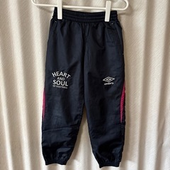 UMBRO アンブロ　サイズ130 上下セット　シャカシャカの画像