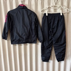 UMBRO アンブロ　サイズ130 上下セット　シャカシャカの画像