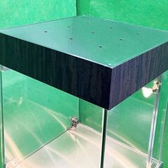 時計店より (美品！)　ダークブラウンウッドのタワー型ショーケース　スポットライト内臓 ■O-443の画像