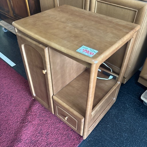 カリモク karimoku キャビネット シンプル レトロ 収納