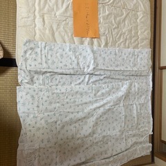 幼児用　布団(2枚)差し上げます。の画像