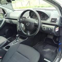 Mercedes  Benz A180の画像