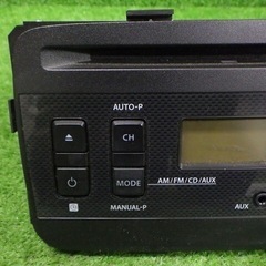 スズキ　純正　39101-74P00　DEH-2048ZS　オーディオ　CD　220606119の画像