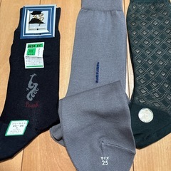 未使用薄目の紳士靴下4足セットの画像