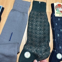 未使用薄目の紳士靴下4足セットの画像