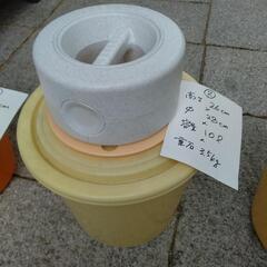 無料で差し上げます【漬物容器】の画像