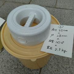 無料で差し上げます【漬物容器】の画像