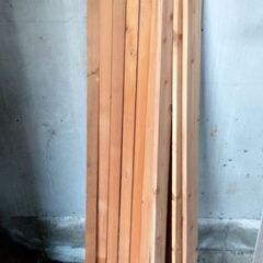 【値下げ】【角材】35㎜×45㎜×1200～1300㎜6本　【板材】70㎜×15㎜×1200～1300㎜3枚【未使用】の画像