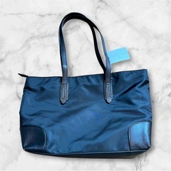 PRADA プラダ　トートバックの画像
