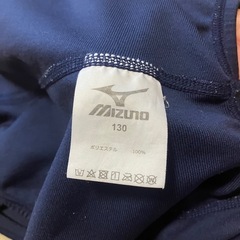 swin MIZUNO 水着　130の画像