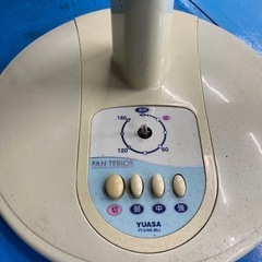 扇風機（1部部品取れてます）の画像
