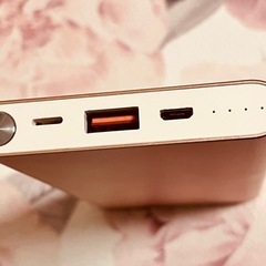モバイルバッテリー　yoobao ヨウバオ　羽博　10000mAh ローズゴールドの画像