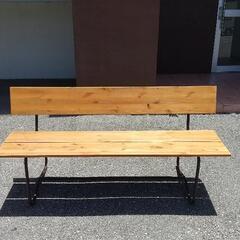 ベンチの画像