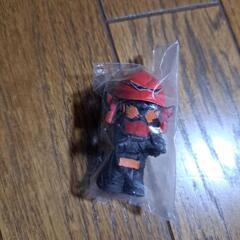 仮面ライダーガッチャードすくい人形の画像
