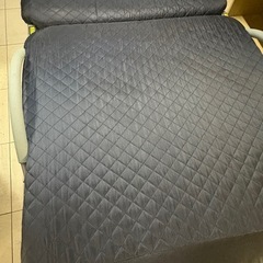 折り畳みベッドの画像